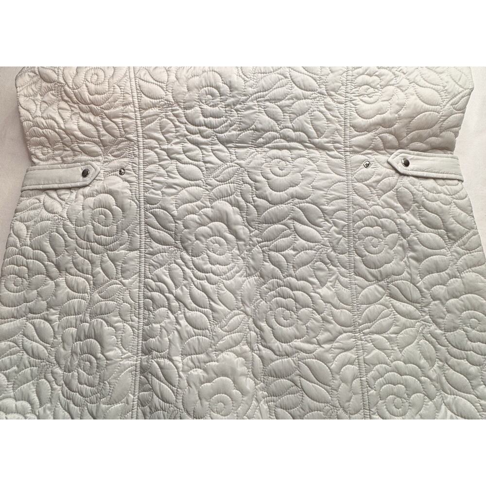 Denim Co Active XL Gray Zip Vest Floral Embroidery Pockets Adjustable Waist Snap - Picture 10 of 12